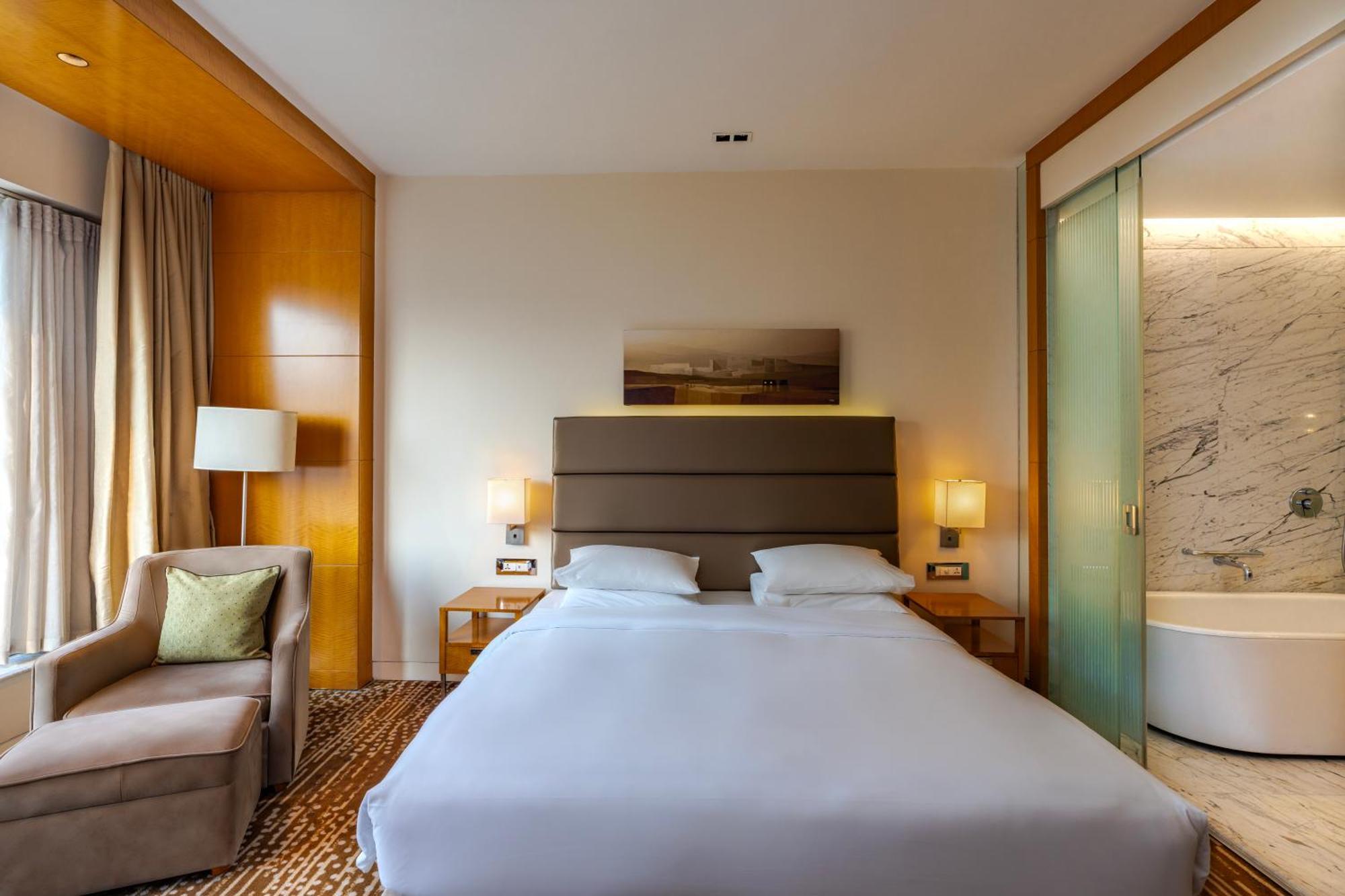 Hyatt Regency & Residences Hotel