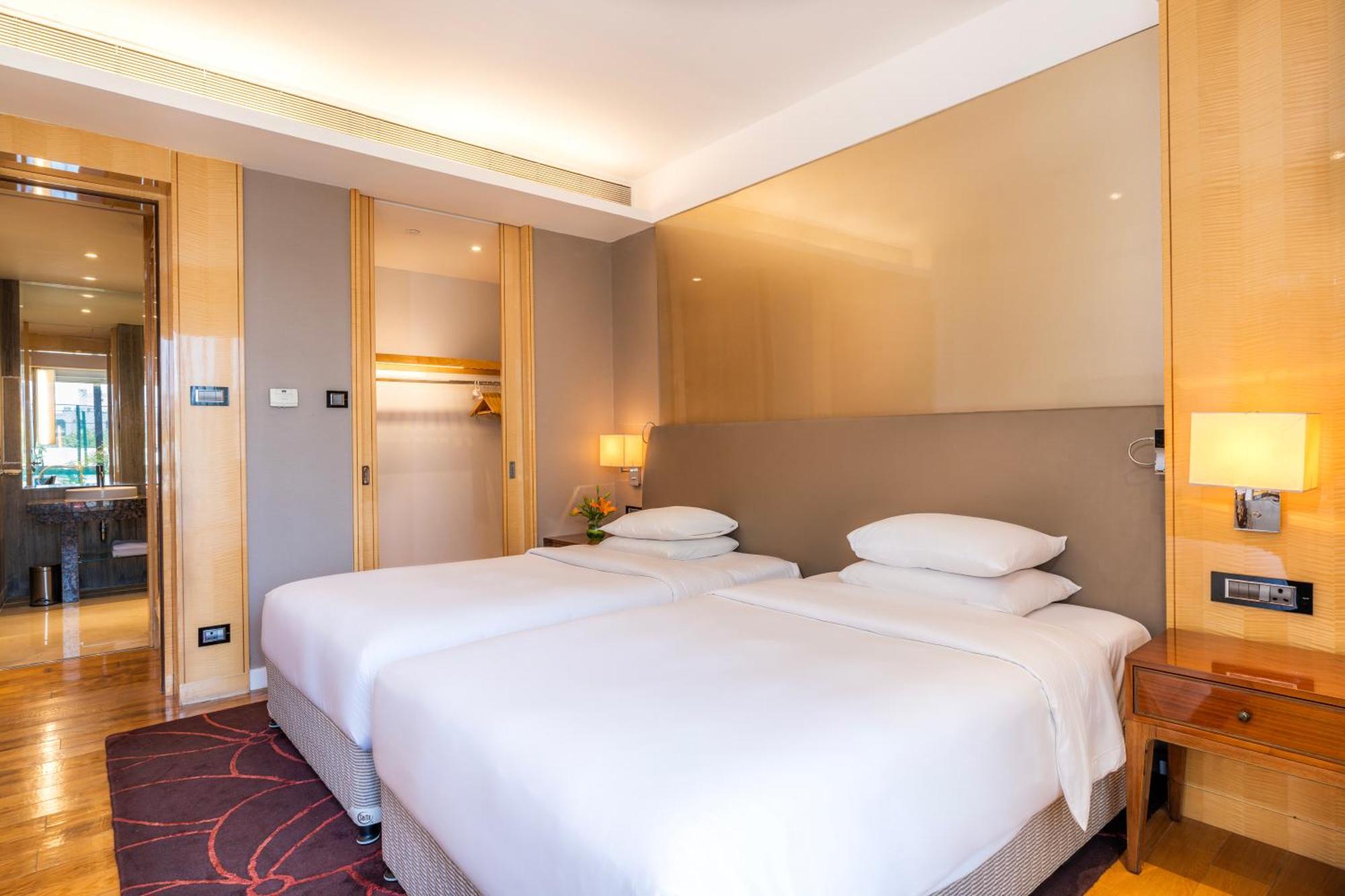 Hyatt Regency & Residences